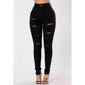 NWOT Black Ripped Skinny Jeans